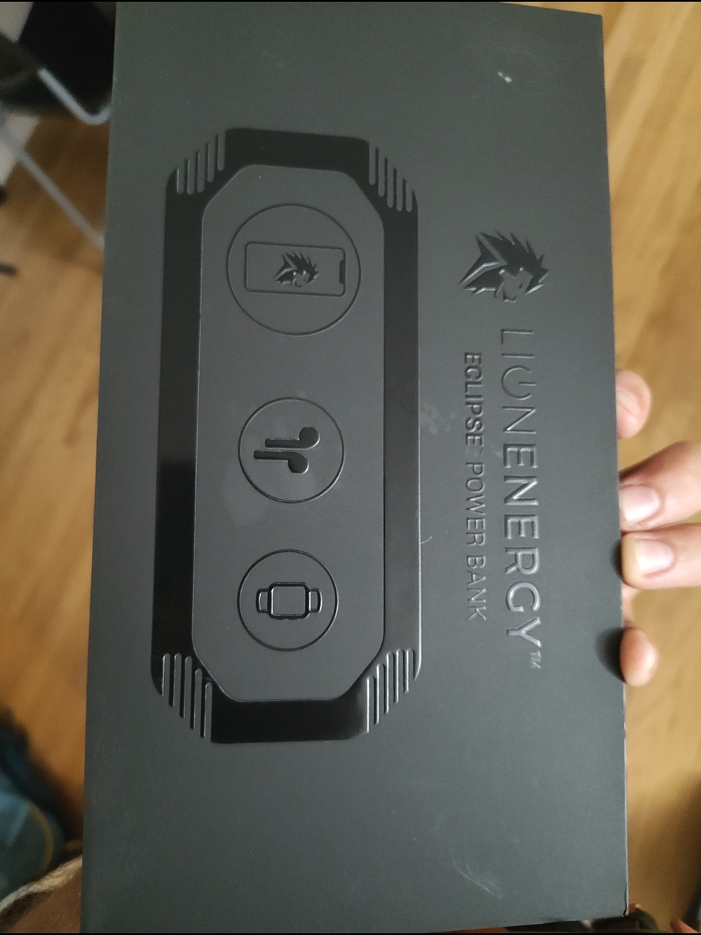 LunEnergy Eclipse 27,000 mAh Power Bank in Matte Black